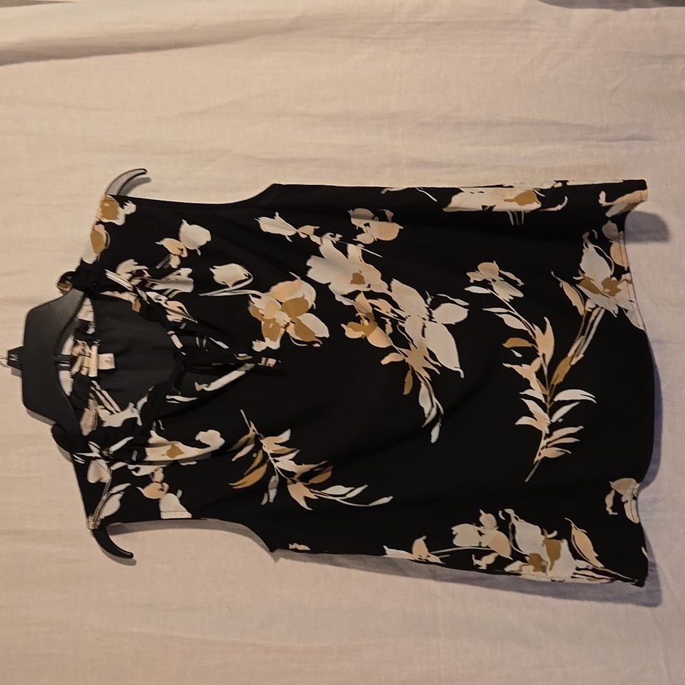 Merona sleeveless blouse‎